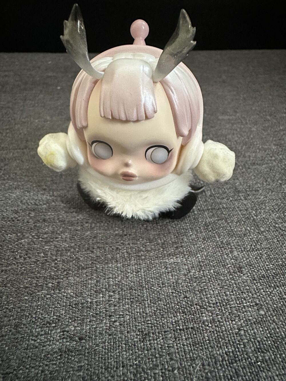 POP MART SKULLPANDA The Moth Mare of Animals Series 2022 Figure Loose
